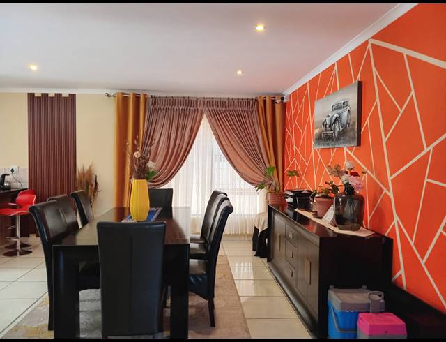 3 BEDROOM HOUSE FOR SALE IN BOSCHDAL